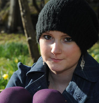 BLOGGER OM SYKDOMMEN: Regine Hansen Stokke (17). Foto: �istein Norum Monsen