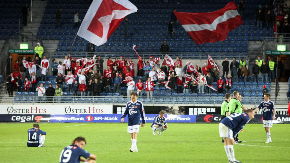 UTVIDER: Dr�ye 11000 tilskuere dukket opp for � se Viking tape for Fredrikstad mandag. N� utvider Stavanger-klubben stadion med tanke p� � huse 22000.
Foto: Alf Ove Hansen/ SCANPIX