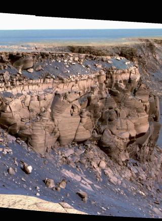 ET NYTT HJEM? Mange mener bemannede turer til Mars må være neste skritt. Foto: SCANPIX/NASA ET NYTT HJEM? Mange mener bemannede turer til Mars må være neste skritt. Foto: SCANPIX/NASA