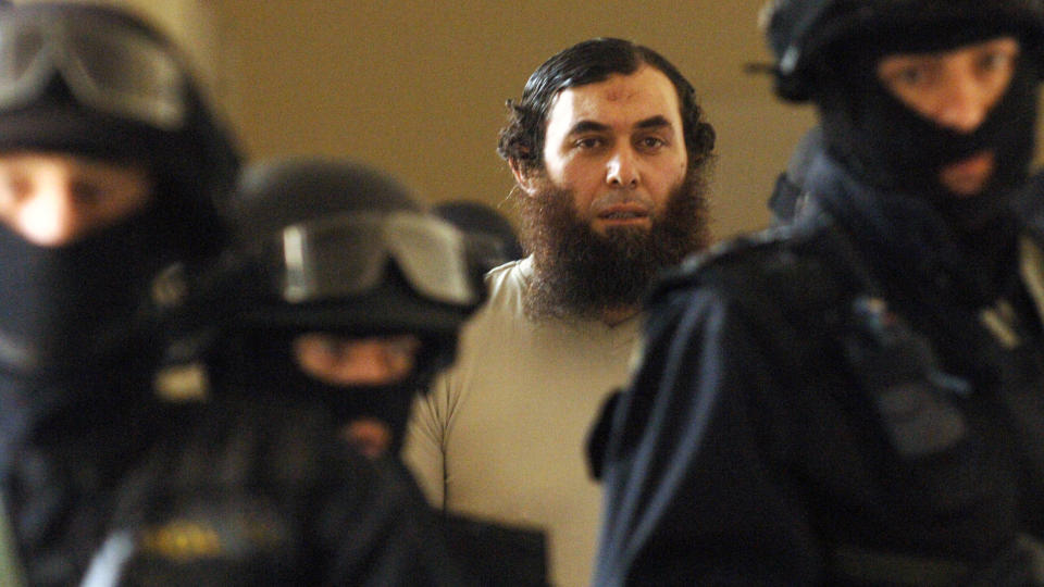 TERRORTILTALT: Svenske Oussama Abdullah Kassir levde tidligere et playboyliv i Stockholm. N� sitter han tiltalt for fors�k p� � starte en terroristleir i USA, og risikerer livstid i fengsel. Foto: SCANPIX/AP Photo