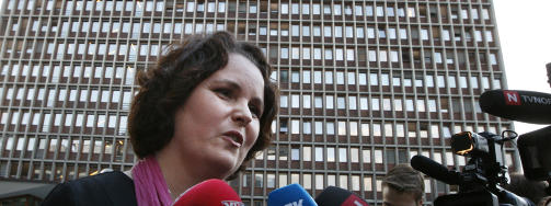 BEKLAGET: N�ringsministeren beklager at hun gikk ut offentlig � sa at hun var forbanna p� r�kke, i stedet for � snakke med ham.
  Foto: Lise �serud / SCANPIX