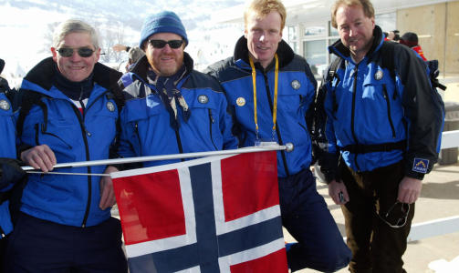 GUTTA P� TUR: Kjell Inge R�kke (t.h.) sammen med Bj�rn D�hlie, Viggo Sandvik og skikongen Gjermund Eggen under OL i Salt Lake City i 2002. Foto: Erik Johansen / SCANPIX