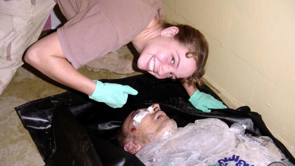 ADVARER: - I verste fall det som skjedde i Abu Ghraib-fengselet i Irak, da amerikanske soldater torturerte innsatte, sier feltprest B�rd M�land, som tror overgrepene der kan forklares med kjedsomhet. Foto: AFP