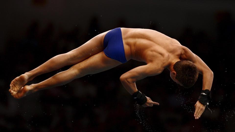 MOBBEOFFER: Den engelske stupkometen Tom Daley orker ikke lenger g� p� skolen, p� grunn av mobbing. Foto: EPA