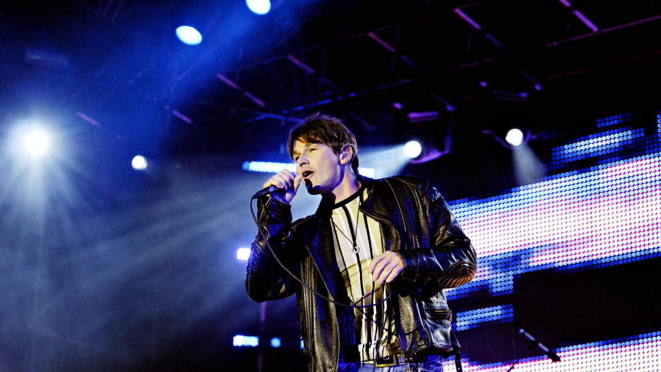 PREMIEREKLAR: Morten Harket og a-ha slipper en ny l�t i ettermiddag, etter � ha blitt ferdig med den i g�r kveld. FOTO: JOHN T. PEDERSEN