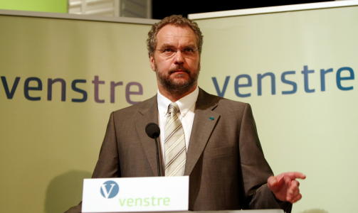 LANDSM�TE: Partileder Lars Sponheim p� talerstolen under �pningen av landsm�tet i Venstre i Stavanger fredag ettermiddag.
Foto: Alf Ove Hansen /SCANPIX