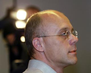 BEKYMRET: Overlge Bj�rn Iversen i Folkehelseinstituttet.
Foto Knut Falch / SCANPIX