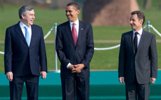 VIKTIGE M�TER: Obama m�tte Nicolas Sarkozy og Gordon Brown under NATO-toppm�tet i begynnelsen av april. De tre statslederne var ogs� sammen p� G20-m�tet i dagene f�r, og Gordon Brown har v�rt p� bes�k i Det hvite hus. Foto: AFP/Saul Loeb