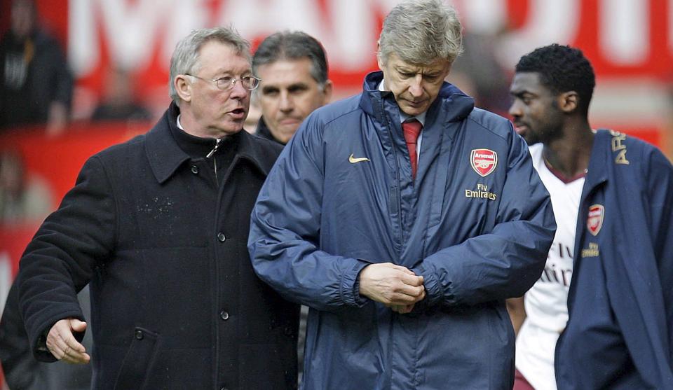 GAMLE FIENDER BLE NYE VENNER: Sir Alex Ferguson (t.v.) og Arsene Wenger kranglet i mange �r s� busta f�yk, men de siste �rene har forholdet dem imellom tint opp. Foto: SCANPIX/EPA/MAGI HAROUN