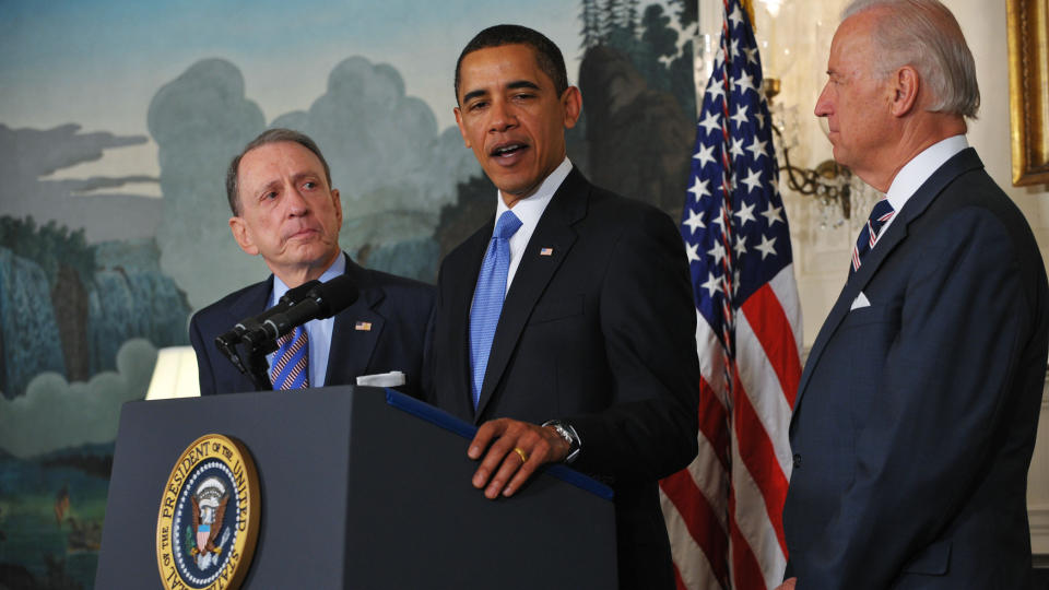 US President Barack Obama speaks as Senator Arlen Specter and Vice President Joe Biden looks on, April 29, 2009 in the Diplomatic Reception Room of the White House in Washington, DC. Specter, a veteran Republican senator from Pennsylvania, announced April 28, 2009 that he was switching to the Democratic party.  AFP PHOTO/Mandel NGAN