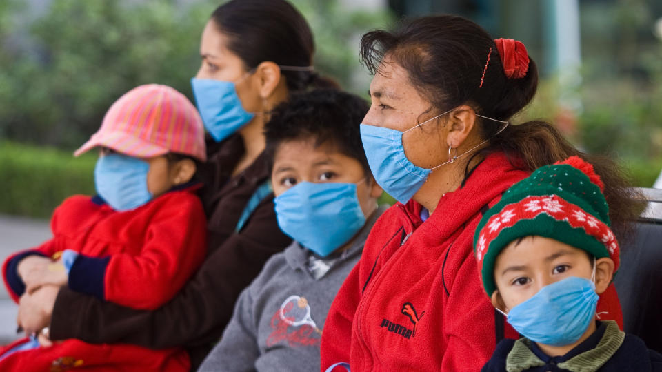 MINDRE AGGRESSIVT ENN ANTATT: Mexico nedjusterer tallet p� d�de som f�lge av H1N1-viruset. Foto: AFP PHOTO/SCANPIX