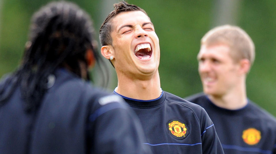 TRIVES I UNITED: Ronaldo legger, muligens, Real Madrid-dr�mmen d�d.Foto: AFP/PAUL ELLIS