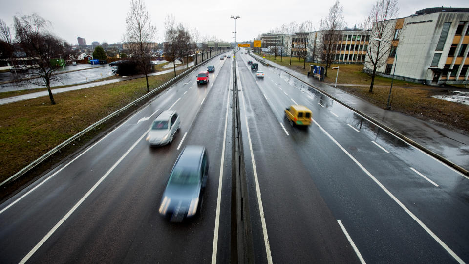 F�RRE DREPTE: Statistikken over de trafikkdrepte i �rets fire f�rste m�neder viser at tallene er svakt synkende. Illustrasjonsfoto: Kyrre Lien / SCANPIX
