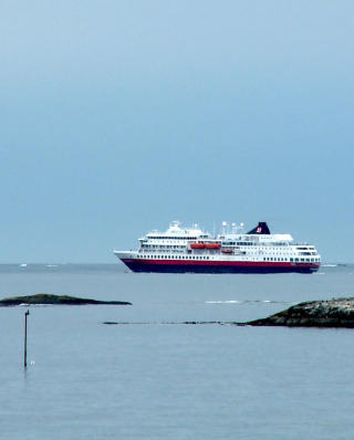ATLANTERHAVET: Hurtigruta passerer daglige det berømte veistrekket. ATLANTERHAVET: Hurtigruta passerer daglige det berømte veistrekket.