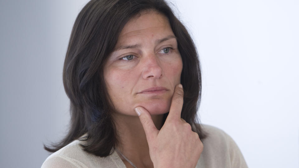  PROFESSOR MED FAKTAFEIL:  - Umulig � f� sju rette p� denne quizen, sier statssekret�r og quiz-entusiast Libe Rieber-Mohn. Foto: BJ�RN SIGURDS�N, SCANPIX.
