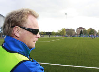 FULL TILLIT: Raymond Johansen, leder i V�lerengas sportslige utvalg, benekter at styret var bestemt p� � sparke Martin Andresen i fjor. Foto: HANS ARNE VEDLOG/DAGBLADET