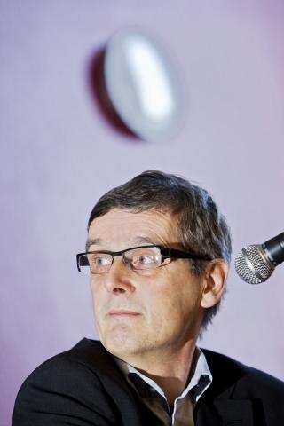 G�R UT: Kringkastingssjef Hans-Tore Bjerkaas vil ta NRK ut av RiksTV og bruke pengene p� programskaping.
Foto: H�kon Mosvold Larsen / SCANPIX
