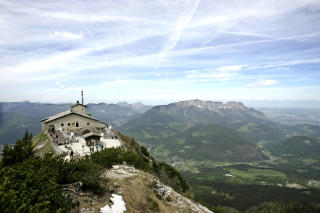 HITLERS BERCHTESGADEN: Hitler trodde selv at det var så mange sunne barn på landsbygda rundt fjellhuset hans, fordi det var et SS-regiment stasjonert her. Foto: AP/Yves Logghe HITLERS BERCHTESGADEN: Hitler trodde selv at det var så mange sunne barn på landsbygda rundt fjellhuset hans, fordi det var et SS-regiment stasjonert her. Foto: AP/Yves Logghe