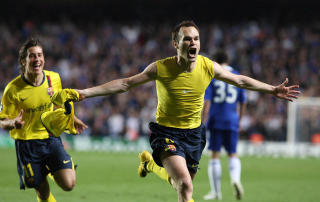 AVGJORDE P� OVERTID: Andres Iniesta sendte Barcelona til Champions League-finalen p� overtid. Foto: AP