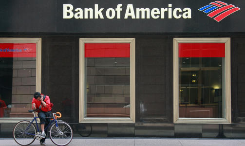 SLITER: Bank of America skal v�re ne av bankene som fremdeles sliter. Banken skal if�lge flere finansmedier ha behov for en kapitaltilf�rsel p� om lag 34 milliarder dollar. Foto: Scott Olson/Getty Images/AFP