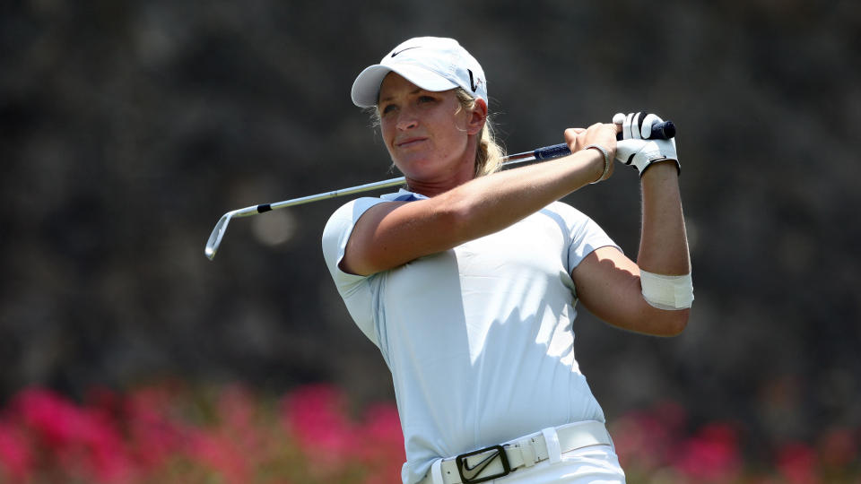 HENGER MED I TETEN: Suzann Pettersen etter f�rste runde av helgas LPGA-turnering. Foto: Donald Miralle/AFP