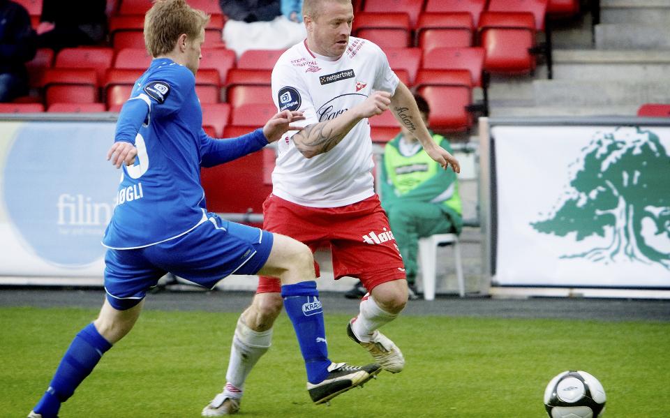 STORSPILL: En godt trent Raymond Kvisvik ble k�ret til banens beste av TV 2-seerne under kampen mot Troms� i g�r. Kvisvik var sentral i forarbeidet til alle Fredrikstads tre m�l. Foto: Linn Cathrin Olsen, Scanpix