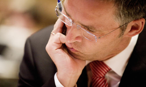 P� LYNVISITT: Statsminister Jens Stoltenberg skal bes�ke statsminister Vladimir Putin og president Dmitrij Medvedev 19. mai. Den norske stat er st�rste eier i Telenor med 54 prosent og konflikten med Mikhail Fridman st�r trolig �verst p� dagsorden.
Foto: Sara Johannessen / SCANPIX