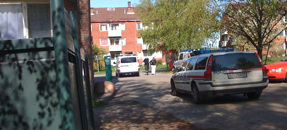 P�GREPET: En 41 �r gammel mann ble i formiddag p�grepet p� Sinsen i Oslo, mistenkt for � ha knivstukket en 42-�ring. Leserfoto: 2400