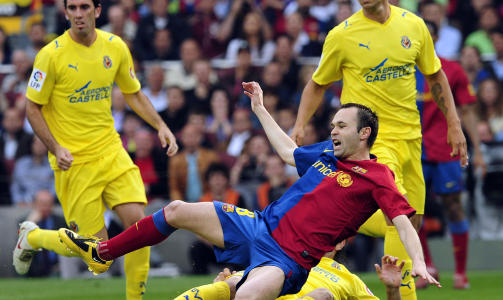 TRANSPORTETAPPE: I Barcelona er man mest forn�yd med dagens nyhet om at Andres Iniesta trolig rekker Champions League-finalen 27. mai. Barca trenger ett poeng til for � sikre ligagullet. Foto: SCANPIX/AP/Manu Fernandez