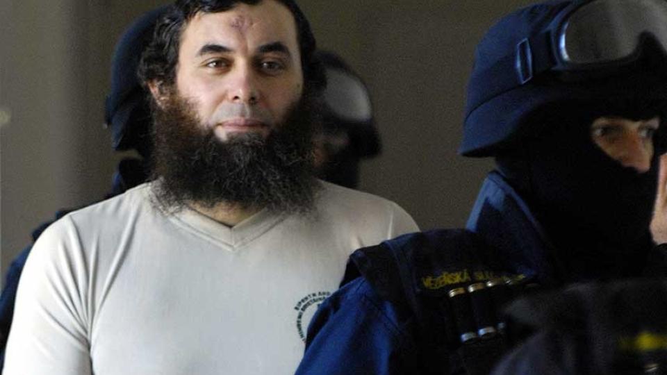D�MT: Svenske Usama Kassir (43) ble d�mt i dag. Foto: AP/SCANPIX