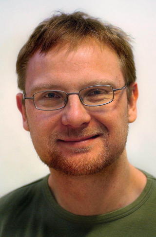UENIG MED FRIELE: Morgenbladets Frank Rossavik.
