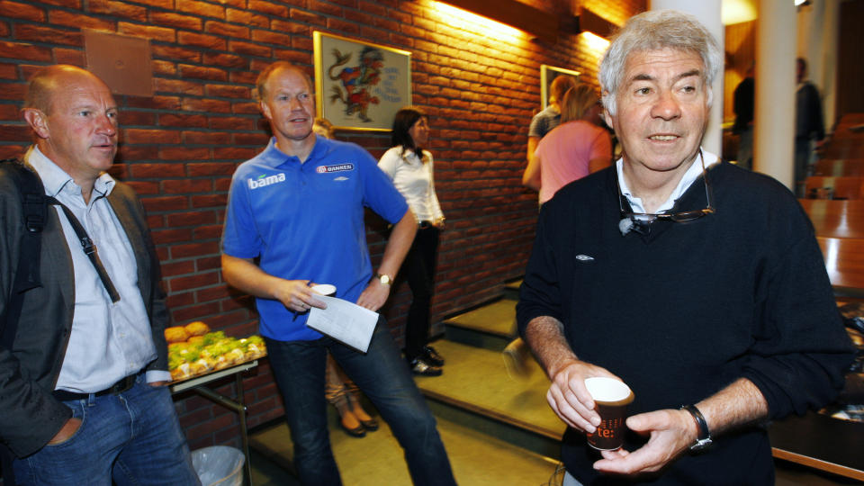 SAVNER SONEFORSVARET: Landslagets assistenttrener Ola By Rise og tidligere landslagssjef Nils Johan Semb var tilstede da Drillo presenterte noe av tankegodset fra fotball-tankesmia han har tatt initiativ til. 
Foto: Erlend Aas, Scanpix