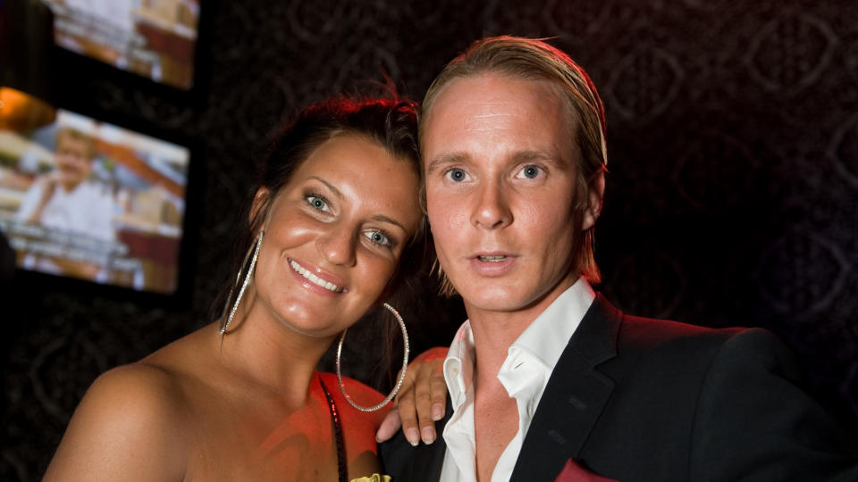 VINNERNE: Benedicte Valen (20) og Petter Pilgaard (29) ble begge vinnere av �Paradise Hotel�. I natt feiret de seieren sammen i Oslo. Foto: Glenn Svendsen / Stella Pictures