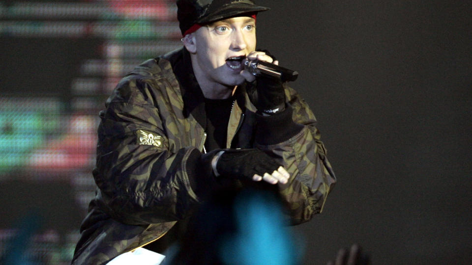 LEVERER VARENE: Eminem leverer med �Relapse� et morsomt sus fra fortida. Han og Dr. Dre gj�r det de kan best. Foto: AP/Scanpix