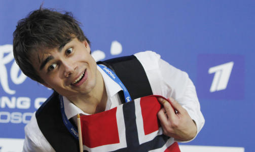 MIDDAGSBES�K: Alexander Rybak var hjemme hos Kirkorov i forbindelse med innspillingen av et vorspielprogram NRK vil sende f�r finalen i morgen. Da visste verken han eller NRK at Kirkorov satt i det russiske dommerpanelet. Foto: SARA JOHANNESSEN / SCANPIX