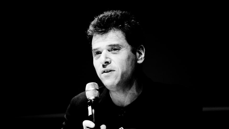 MENER YOUTUBE �DELEGGER KULTUREN: Andrew Keen mener sosiale medier skaper et samfunn der alle snakker, og ingen lytter. Foto: Boris Veldhuijzen van Zanten under en Creative Commons-lisens.