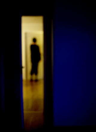 For ressurssterk: -Barnevernet sa jeg var for velfungerende til � f� avlastning. Ungene hadde jo rene kl�r og kom seg p� skolen i tide. Men jeg hadde trengt �n helg i m�neden der jeg ikke m�tte v�re sterk for ungene. Der jeg kunne f� gr�te alene, sier Anne. Foto: Agnete Brun