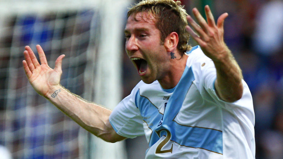 IKKE NOE � JUBLE FOR: Kirk Broadfoot m�tte til sykehus da et egg eksploderte i ansiktet hans s�ndag.Foto: REUTERS/David Moir