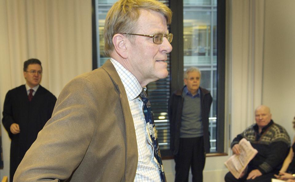 ANKER IKKE DOM:  Professor St�le Eskeland er d�mt for �rekrenkelser
Foto: Morten Holm / SCANPIX