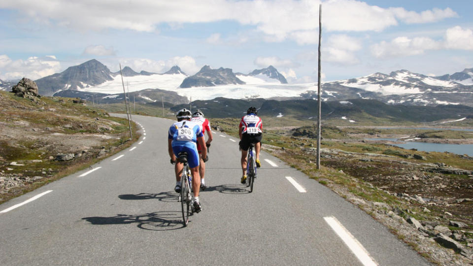 UTSIKT FRA SETET: Bedre utsikt skal du lete lenge etter. Og n� kan du oppleve den mens du sykler Intersport Viking Tour i juli. Foto: Arrang�ren.