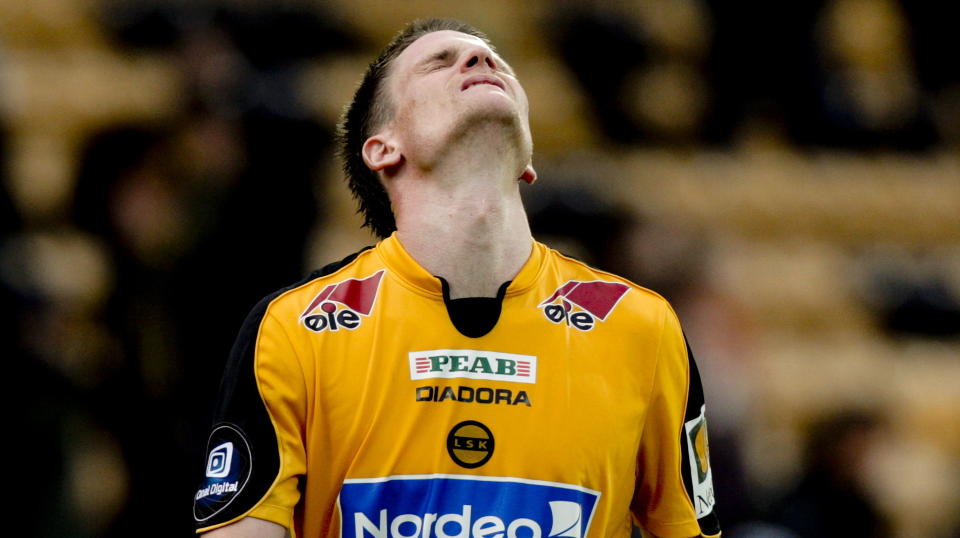 SLAPP MED SKREKKEN: Espen S�g�rd og Lillestr�m m�tte gjennom ekstraomganger mot Str�mmen. Foto: STIAN LYSBERG SOLUM/SCANPIX