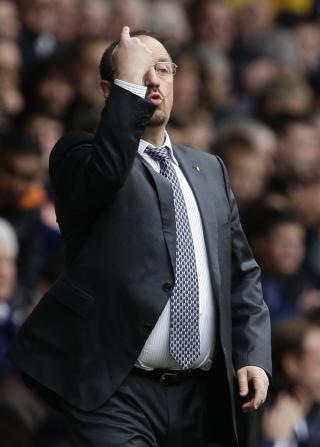STABEIS: Rafa Benitez og Alex Ferguson er et stykke unna den kollegiale tonen skotten og Arsene Wenger etter hvert har opparbeidet seg.  Foto: SCANPIX/REUTERS/Darren Staples