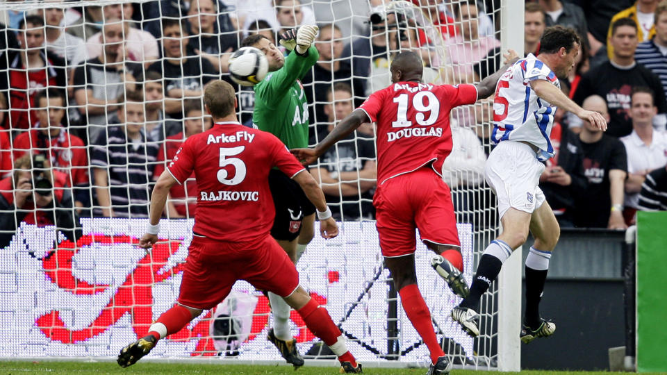 CUPMESTER: Goran Popov ga Heerenveen ledelse, men Trond Sollieds karer m�tte ut i straffesparkkonkurranse f�r cupgullet var sikret. Foto: SCANPIX / AFP / ANP ROBERT VOS