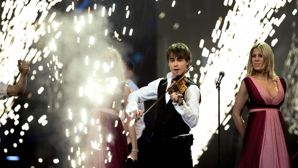 KJEMPEARRANGEMENT: Med seieren p� l�rdag, s�rget Alexander Rybak for at NRK f�r et nytt kjempearrangement � planlegge til neste �r. Foto: HENNING LILLEG�RD
