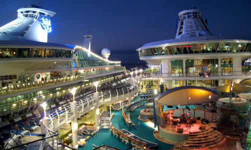 CRUISE 2: Voyager of the Seas har romslige forhold. Foto: Eivind Pedersen