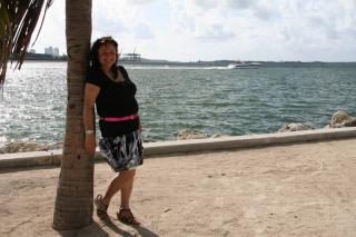 SP�R KIRSTEN: Dagbladets reisereporter Kirsten M. Buzzi er p� reisemesse i USA Send inn dine USA-sp�rsm�l p� kbu@dagbladet.no Foto: Inge Lundereng.
