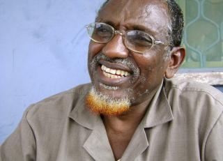LEDER OPPR�RSGRUPPE: Sheikh Hassan Dahir Aweys leder oppr�rsgruppen Hizbul Islamia. Tidligere kjempet han side om side med president Sheikh Amed Sharif. Foto: REUTERS/Abdiaziz Hassan/SCANPIX