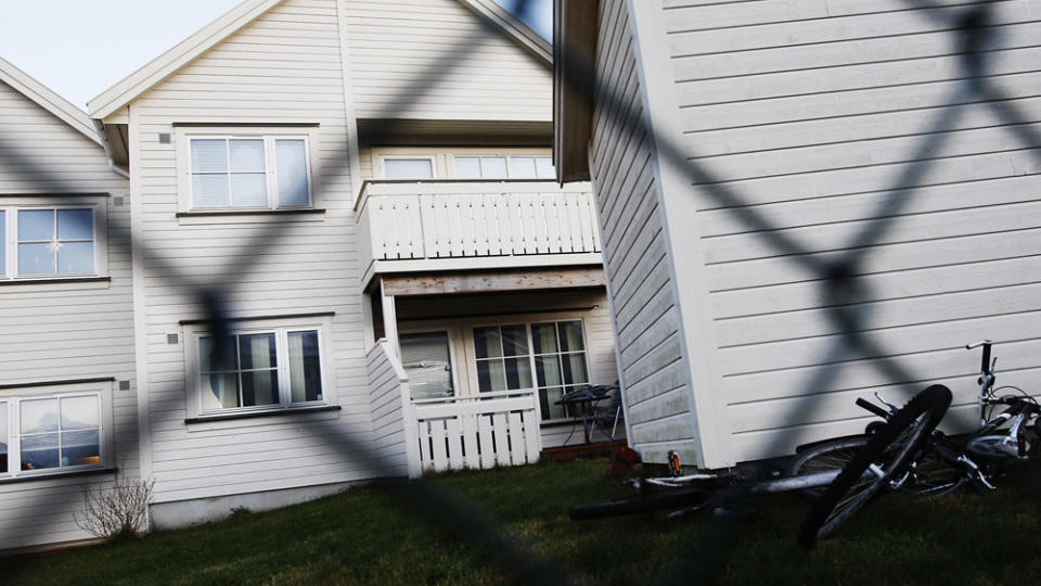 TORTURHUSET: Huset i Haugesund der til sammen �tte unge mennesker deltok i grusom mishandling mot en 16 �r gammel gutt og en 18-�rig kvinne. Foto: ERLING H�GELAND/DAGBLADET