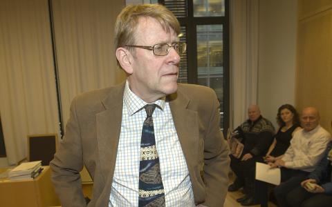 HAR BRUKT FEM �RSVERK P� SAKEN: Professor St�le Eskeland oppga i 2005 at han i tilegg har hatt hjelp av sakkyndige som da hadde brukt rundt 9000 timer p� saken. Foto: Morten Holm / SCANPIX