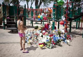MINNER: Drapet har rystet hele lokalsamfunnet, som n� har samlet inn 4000 dollar for � gi gutten en ordentlig begravelse. Foto: SCANPIX/AP Photo/Craig Fritz